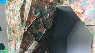 長野県のクライミング施設「ボルダリング＆ちょこっとカフェ 楽々登（らくらくと）」